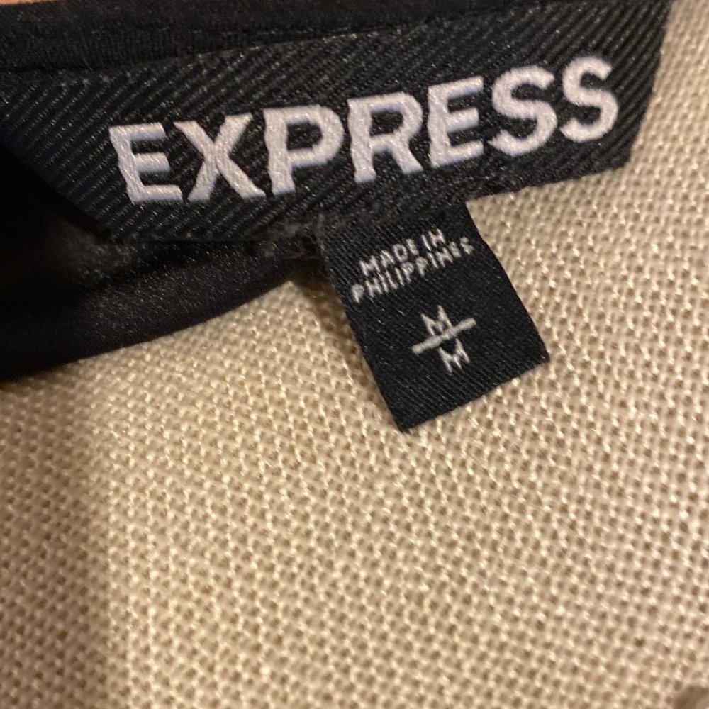 Express Blouse - Picture 4 of 7